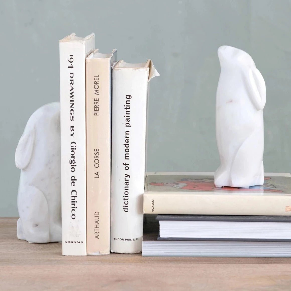 Bookends - A Cottage in the City