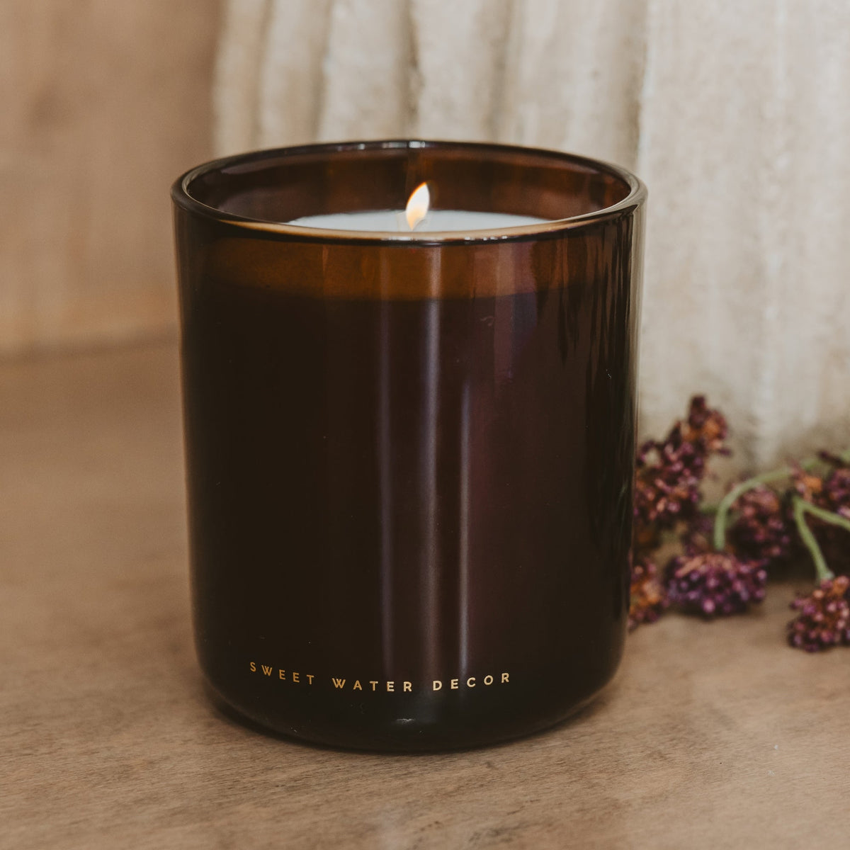 Cinnamon Rolls Amber Glass Jar Candle