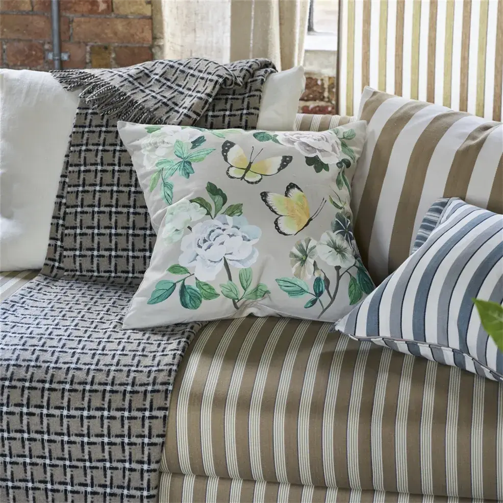 Miraflores Cotton Decorative Pillow