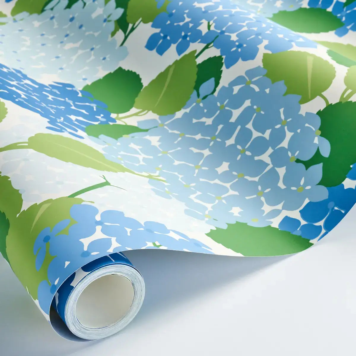 Schumacher Hydrangea Shimmer Wallpaper