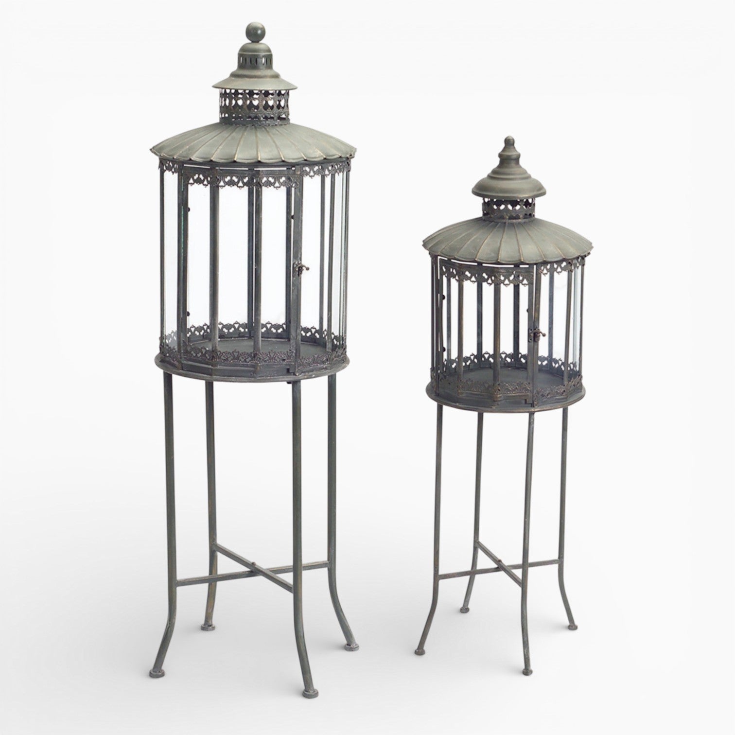 Victorian Lantern Stand Set