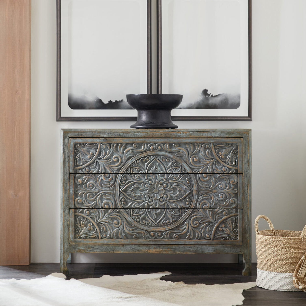 https://hookerfurnishings.com/media/catalog/product/6/9/6960_50007_45_room.jpg
