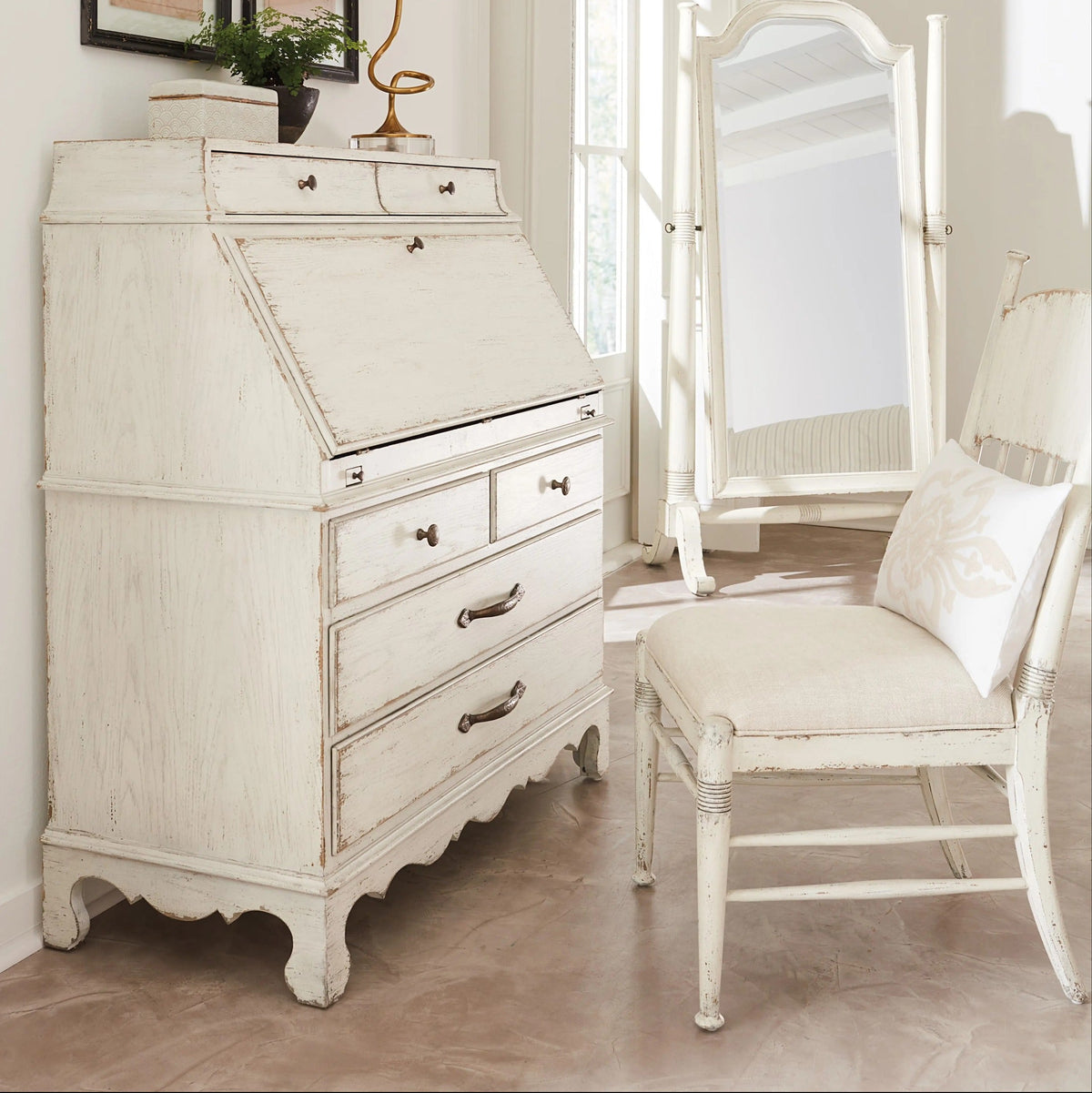 Americana Upholstered Seat Side Chair