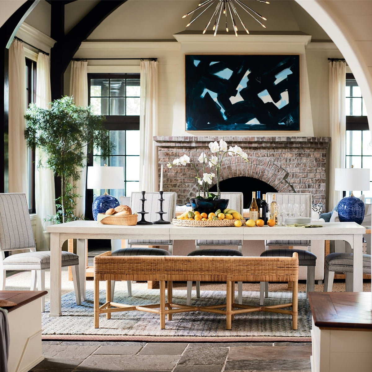https://www.viewmastercms.com/assets/VMAPP_Universal_Furniture/image/ic/orig/833_RS27_653.jpg