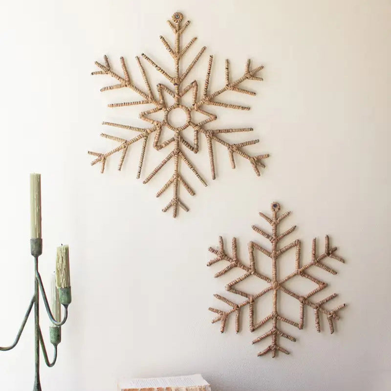 Woven Seagrass & Iron Snowflake Set