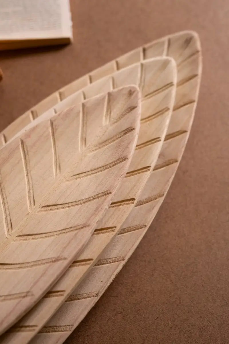 Wooden Leaf Tray Set