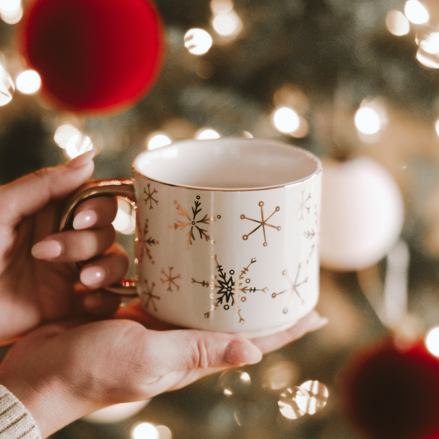 Gold Snowflakes Gold Handle Coffee Mug