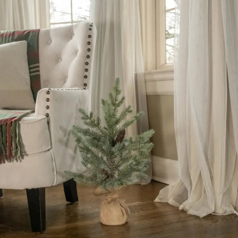 Kringle Pine With Pinecones Tree