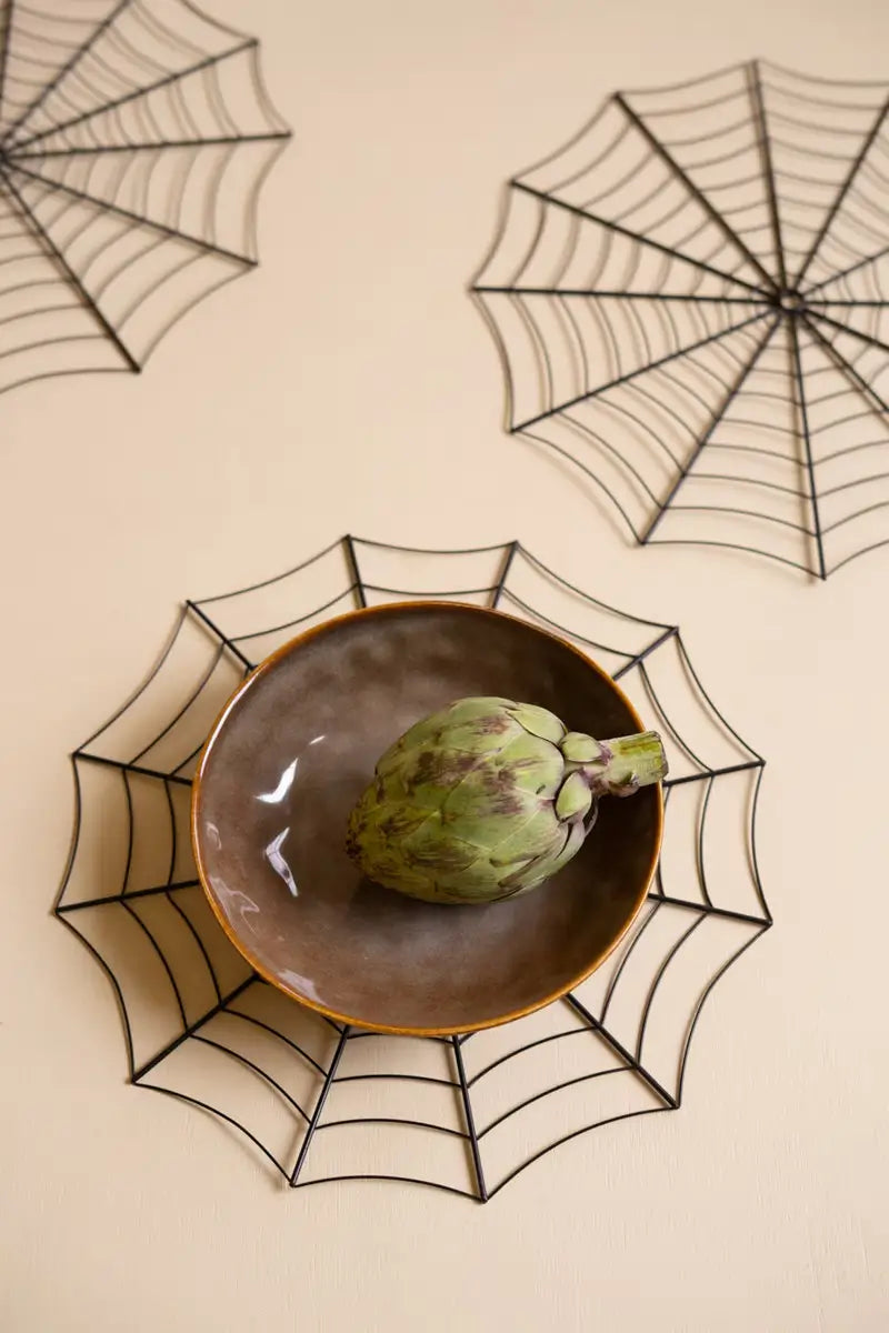 Black Wire Spider Web Placemat Set