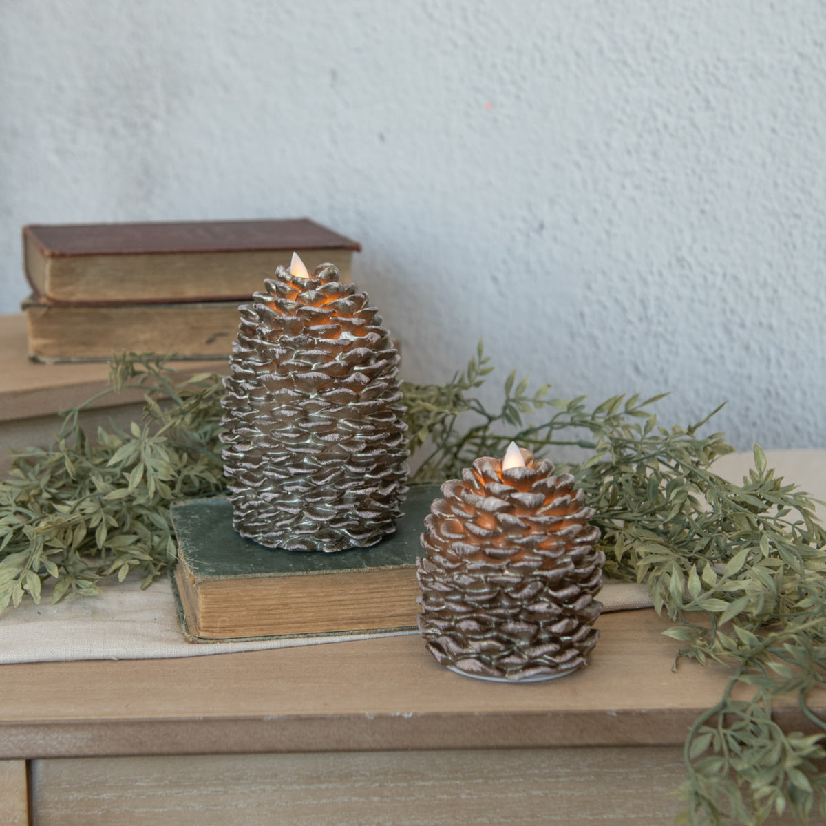 Brown Moving Flame Pinecone Candle