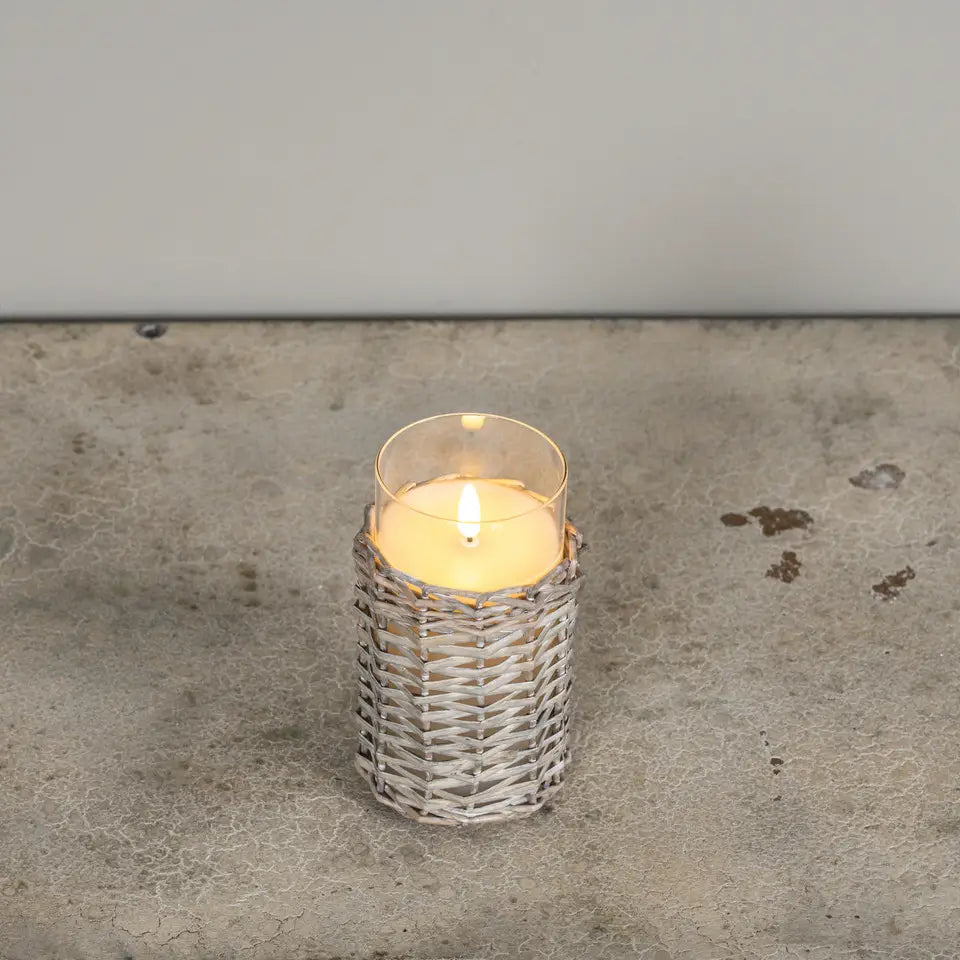 Woven Wicker & Glass 3D Flame Candle