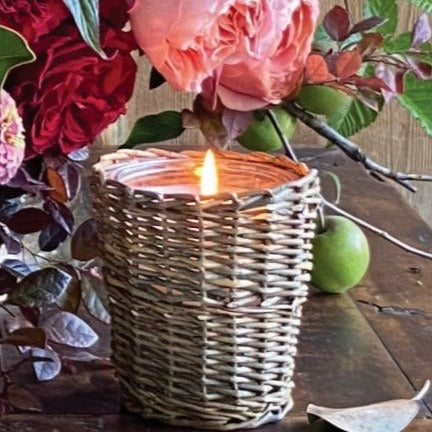 Early Blossoms French Willow Candle