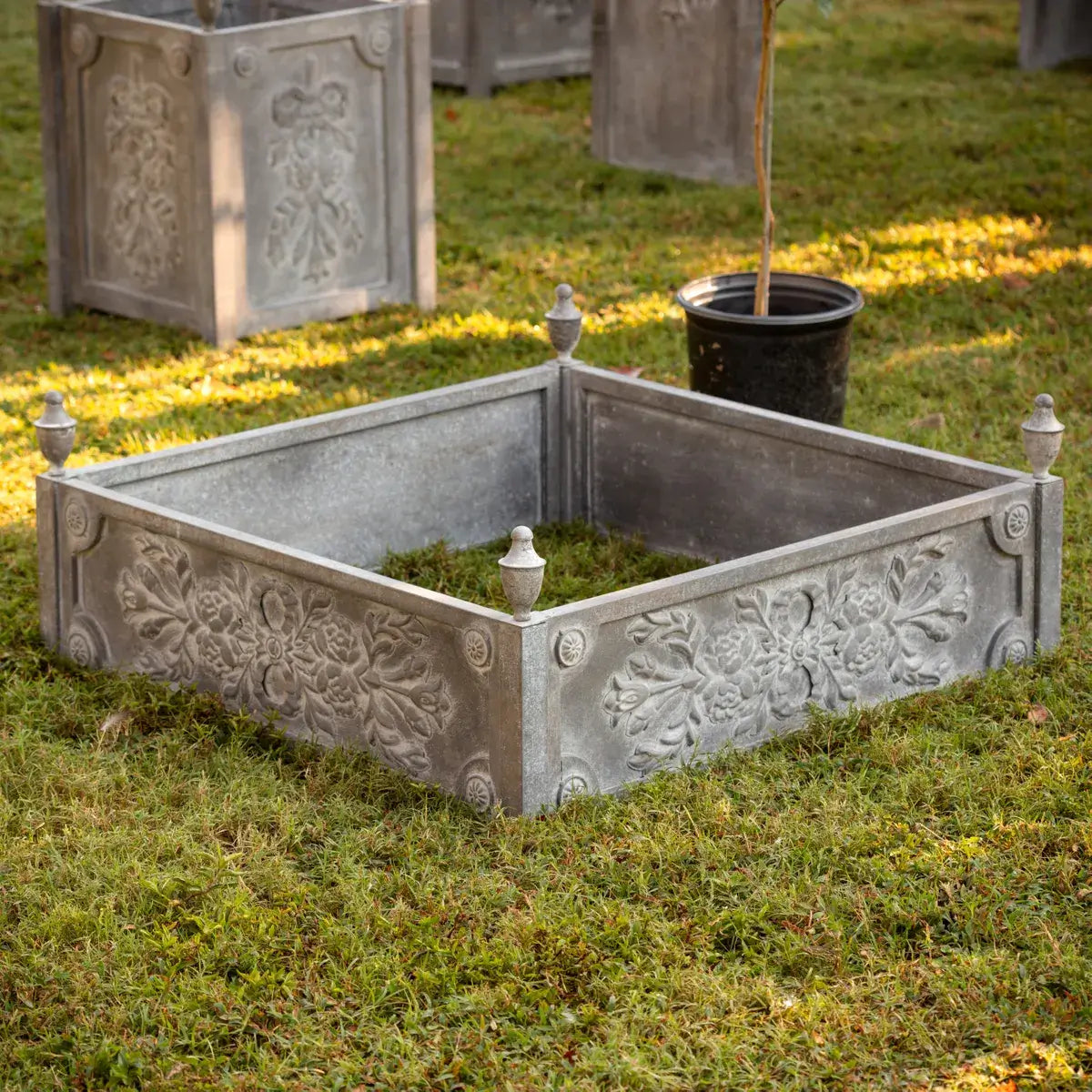 Petite Jardin Planter