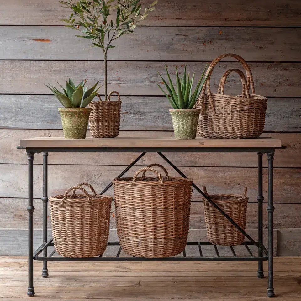 Wood & Iron Work Station