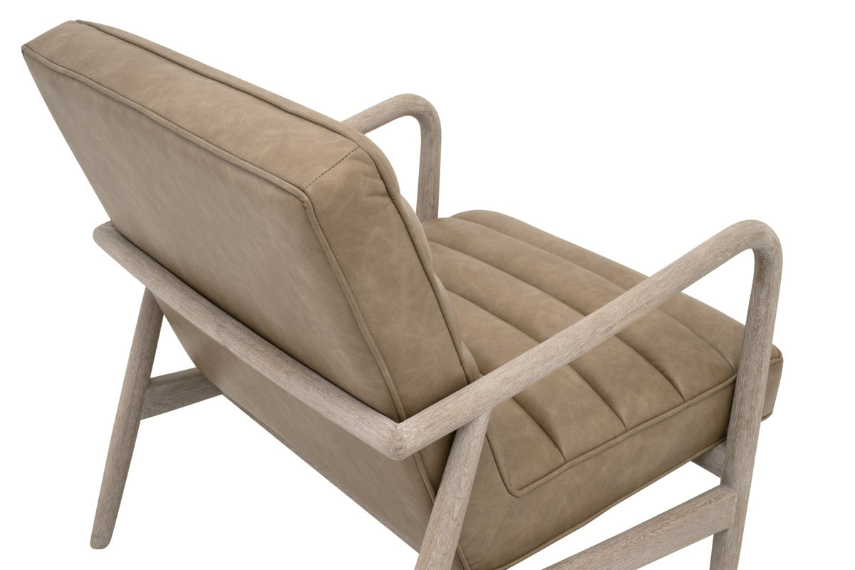 https://www.essentialsforliving.com/Item%20Images/Tahoe%20Club%20Chair%20-%20Ivanhoe%20Toast%20Natural%20Gray_2-01.jpg?resizeid=12&resizeh=1200&resizew=1200
