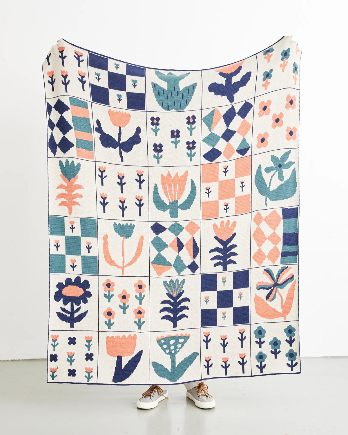 Biquette Toni Darling Frank Knit Blanket