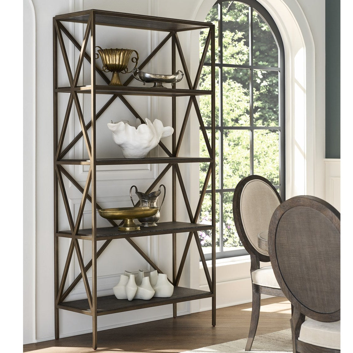https://www.viewmastercms.com/assets/VMAPP_Universal_Furniture/image/ic/orig/U508851_RS.jpg