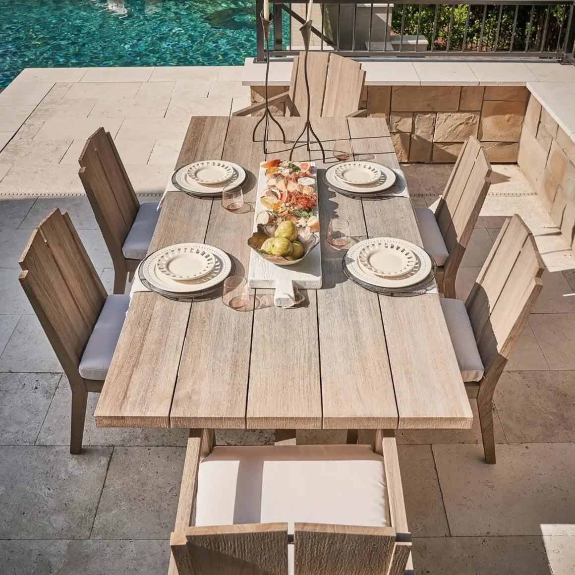 Saratoga Rectangle Dining Table