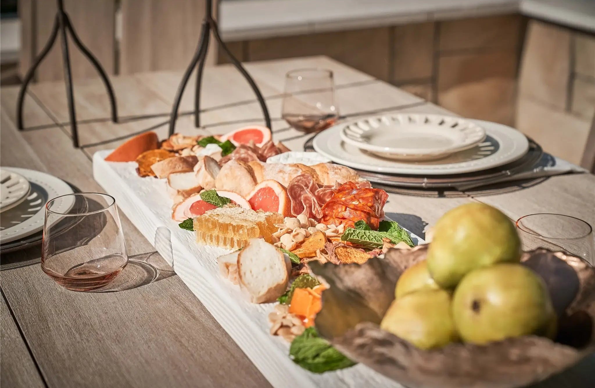 Saratoga Rectangle Dining Table