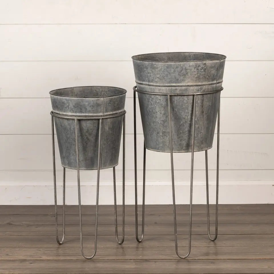 Galvanized Standing Planter Set