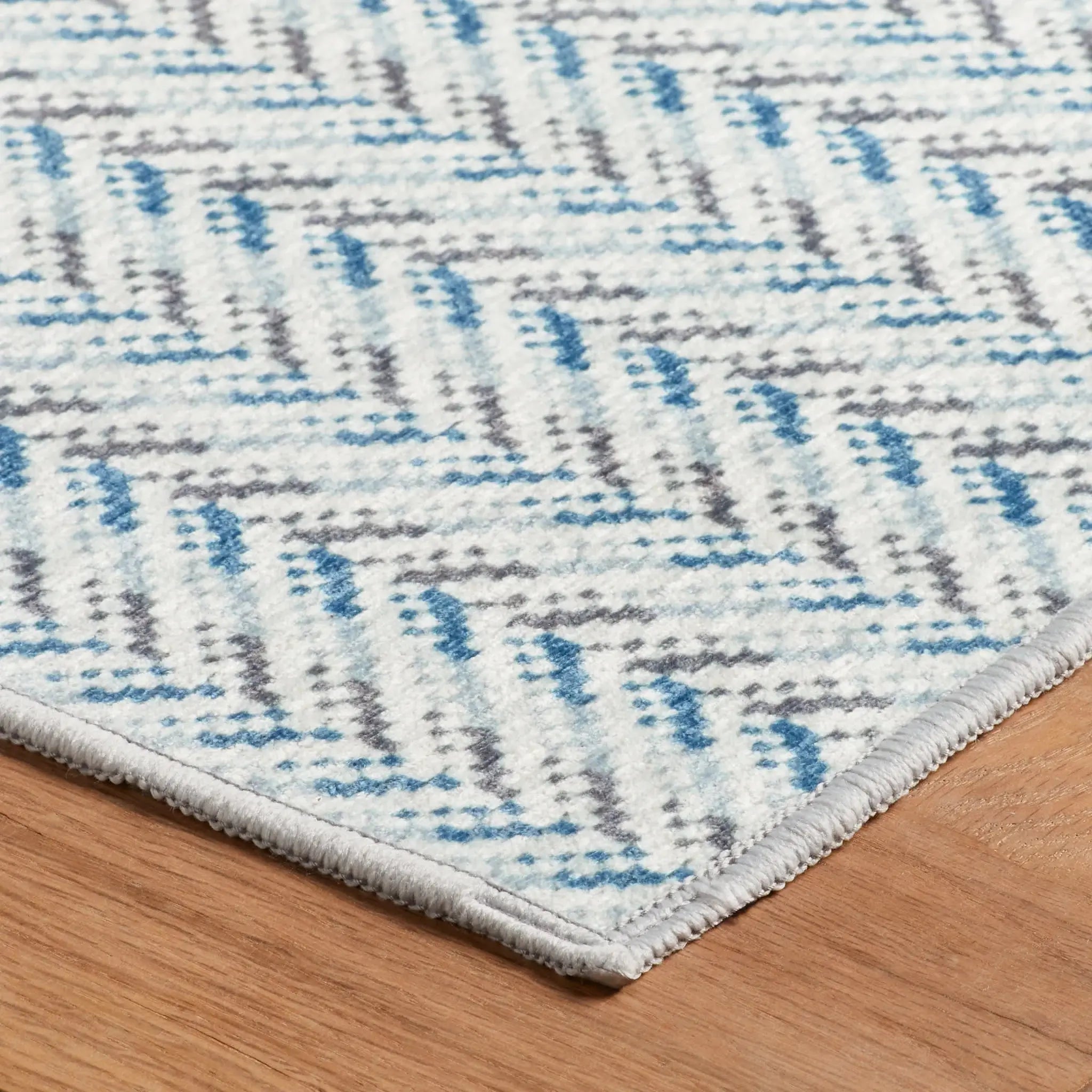 Lowell Blue Machine Washable Rug