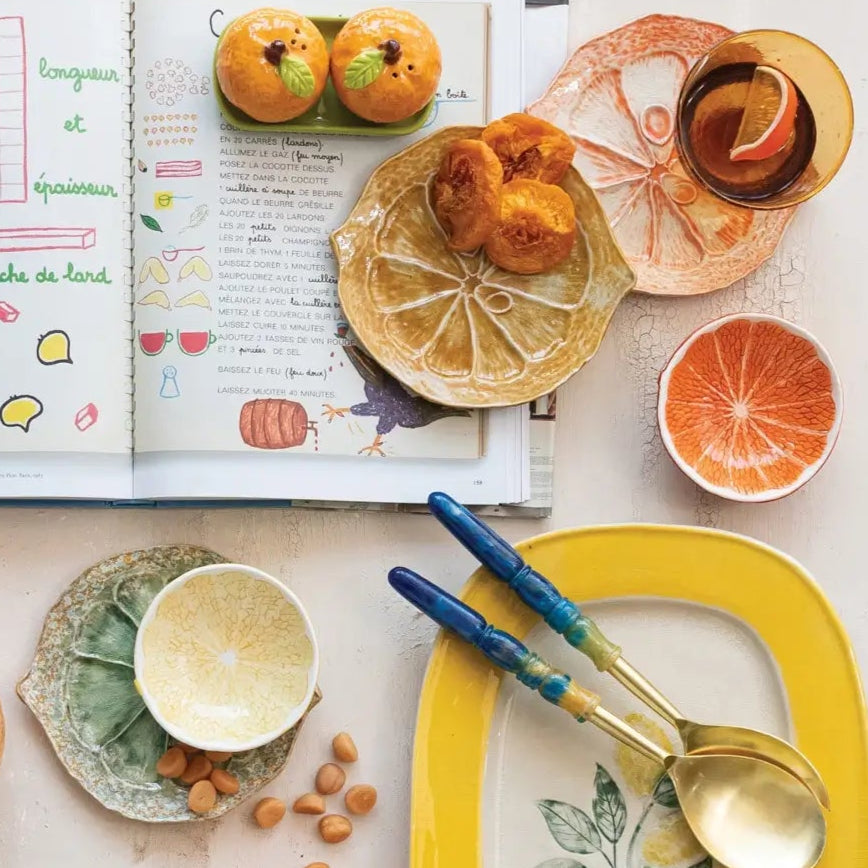 Stoneware Citrus Shaped Plate Set