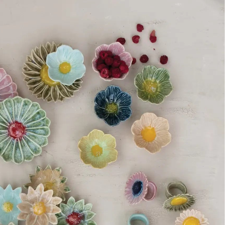 Glazed Flower Shaped Bowl Set