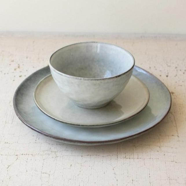 Storm Ceramic Dinner Plate Set A Cottage in the City