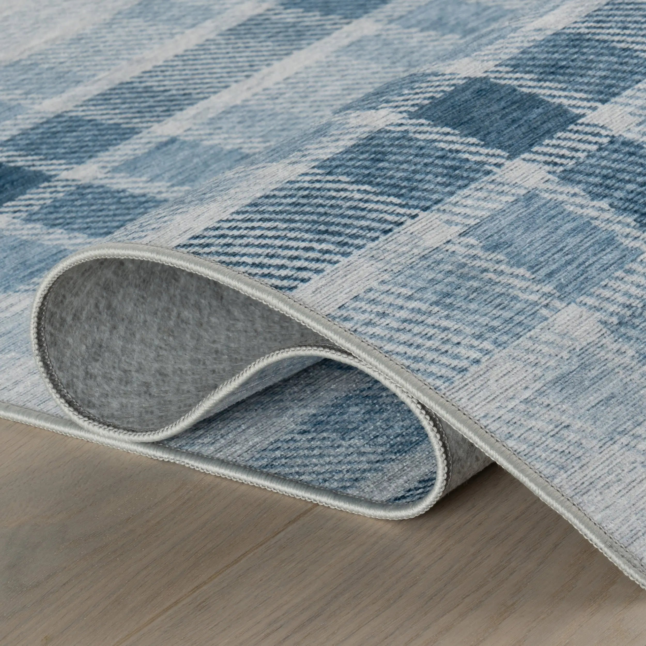 Andri Modern Plaid Machine Washable Rug
