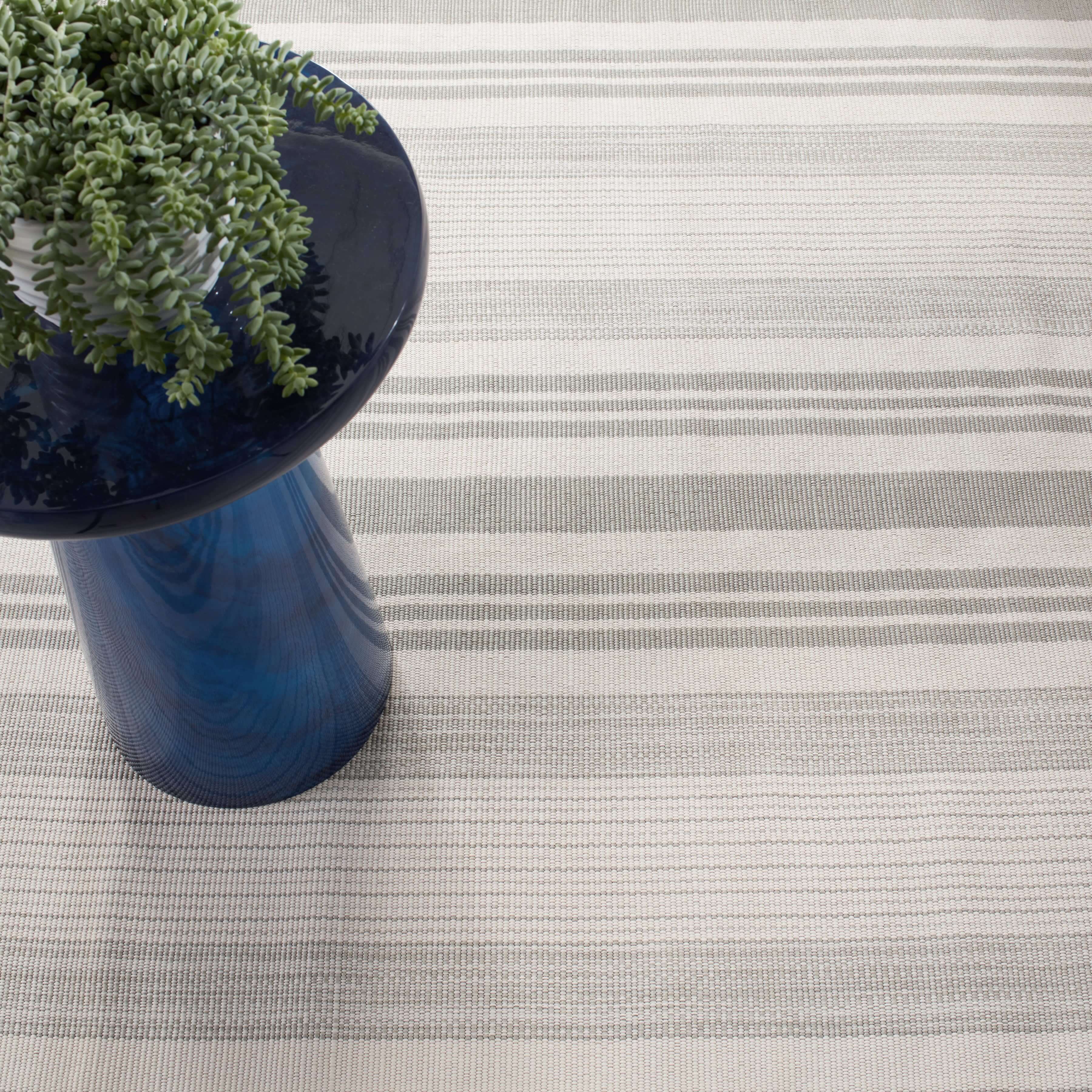 Dash & Albert Quincy Stripe Handwoven Indoor/Outdoor Rug