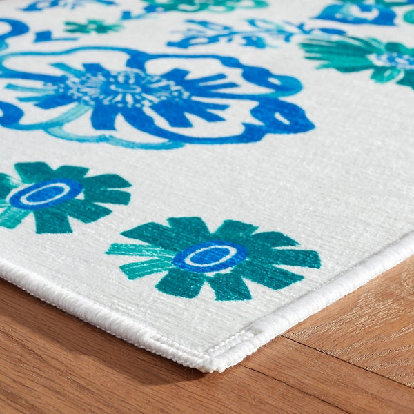 Graphic Gerbera Machine Washable Rug