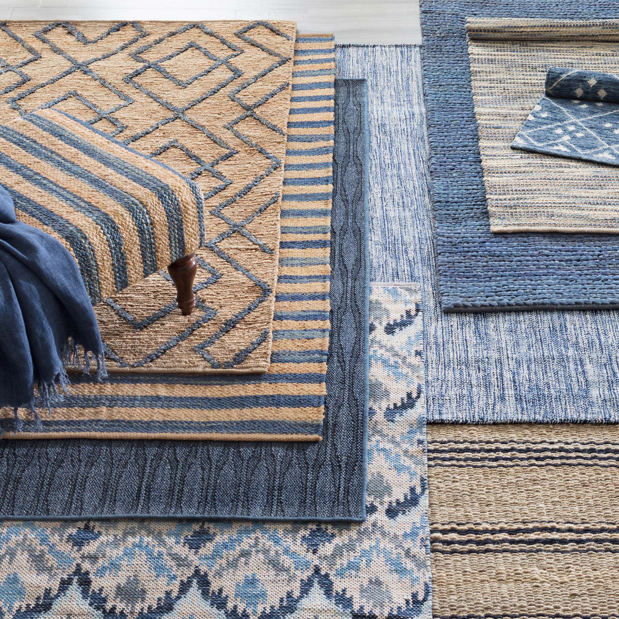 Dash & Albert Bella Navy Woven Wool Rug