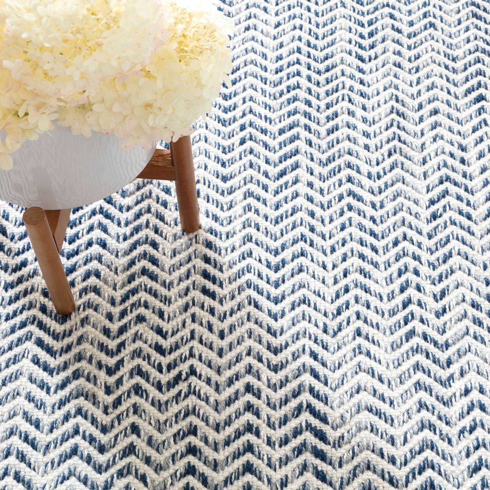 Dash & Albert Coastal Blue Indoor/Outdoor Rug