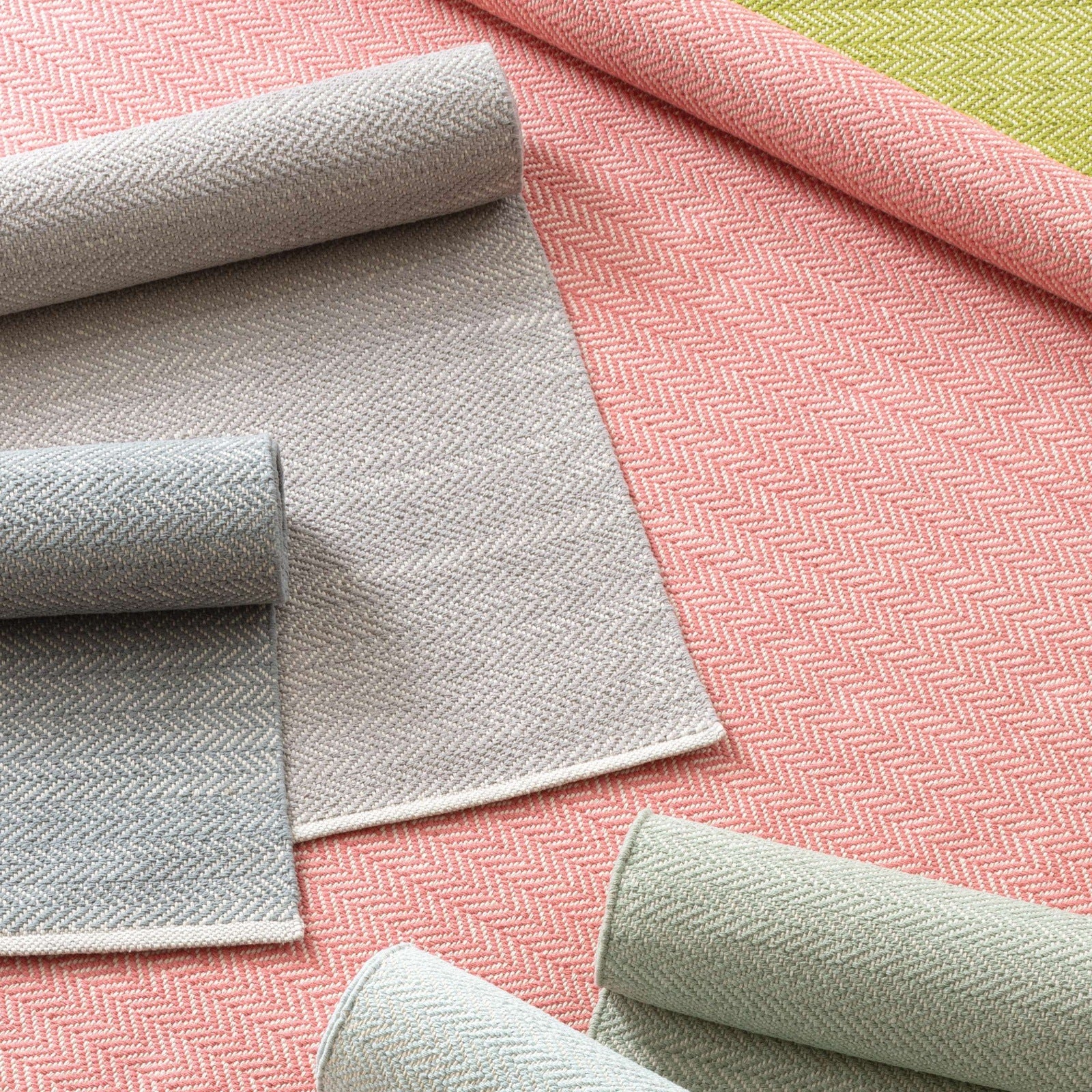 Dash & Albert Herringbone Dove Grey Woven Cotton Rug