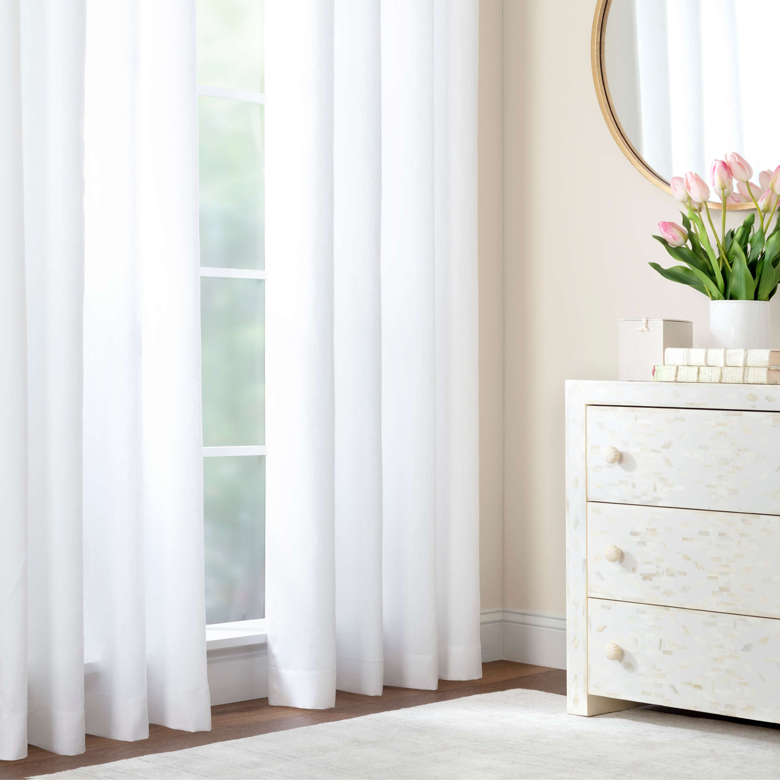 Dash & Albert Icelandia White Hand Knotted Viscose Rug