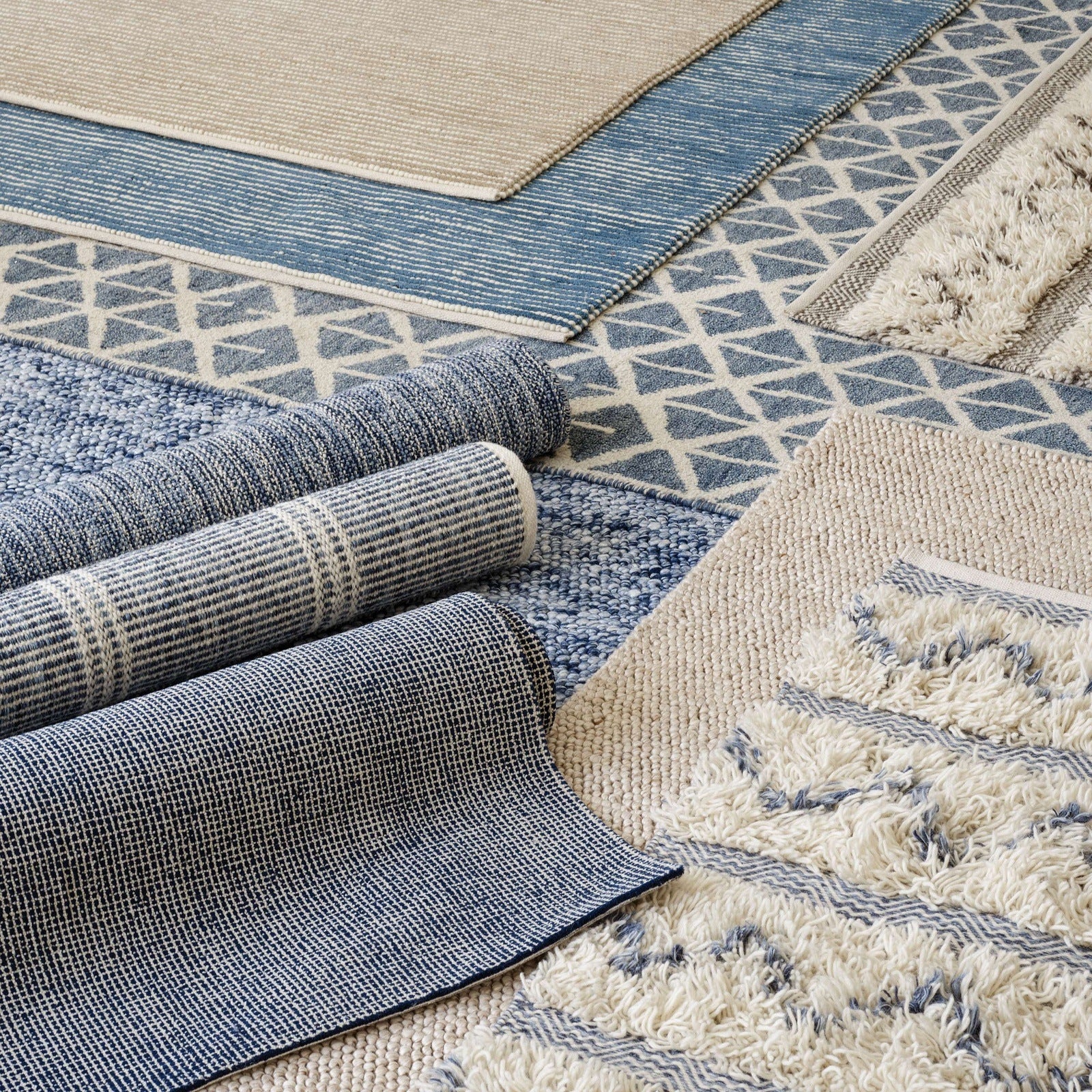 Dash & Albert Niels Navy Woven Wool/Viscose Rug