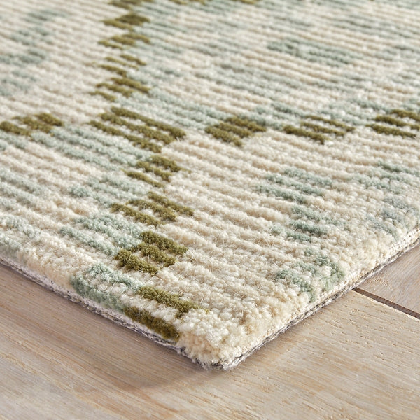 Diamond Cove Green Hand Tufted Rug