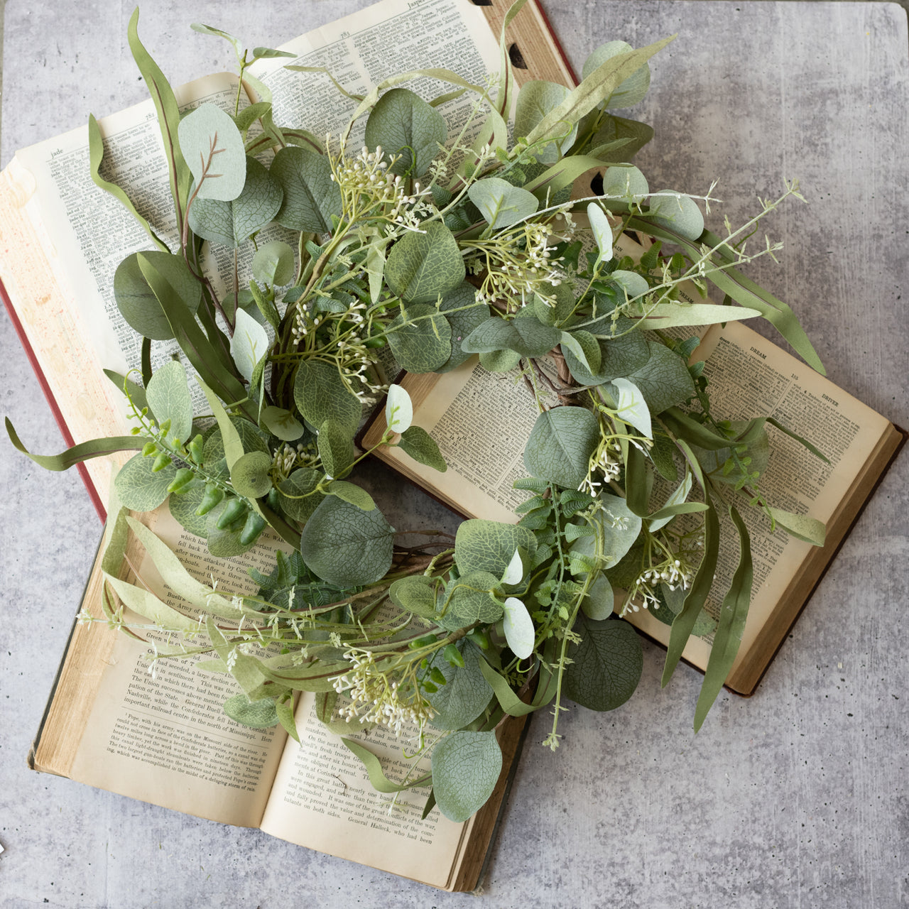 Eucalyptus & Green Seed Candle Ring