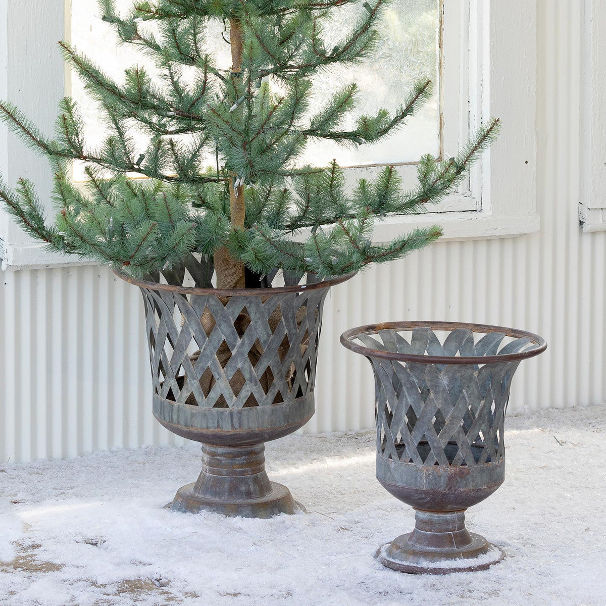 Lattice Metal Urn Set