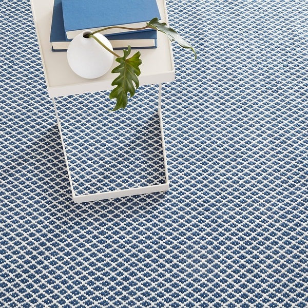 Mainsail Navy Handwoven Indoor/Outdoor Rug