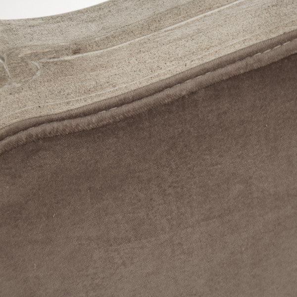 Maison Velvet Settee