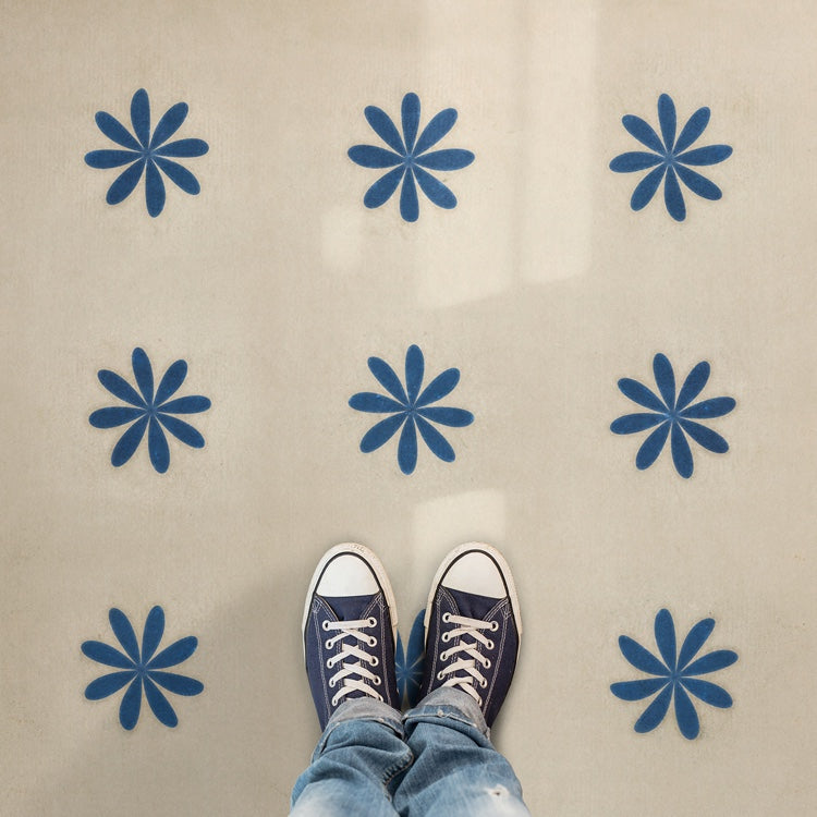 Pattern 48 Cloche Vinyl Floor Cloth