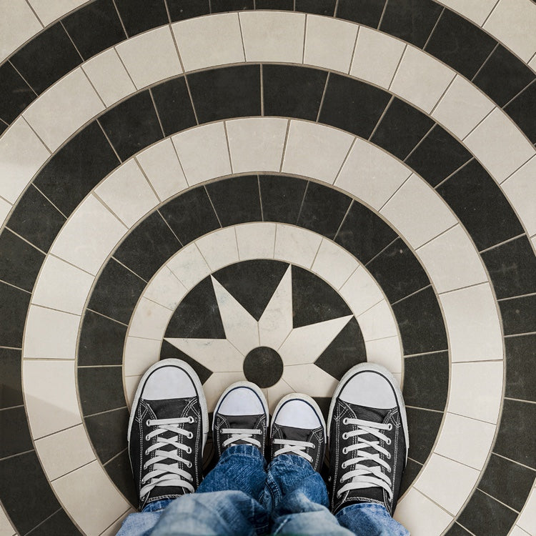 Pattern 58 Invicta Vinyl Floor Cloth