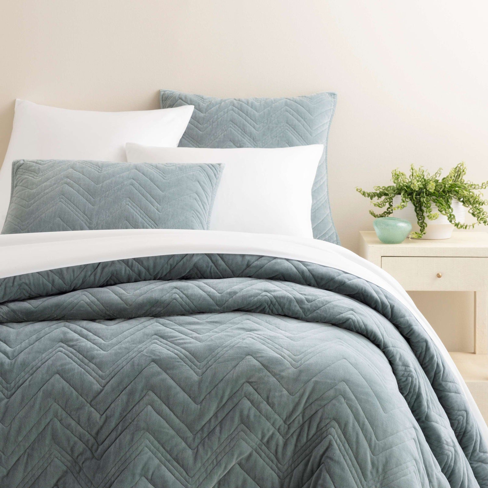 Pine Cone Hill Brentwood Velvet Ocean Quilt