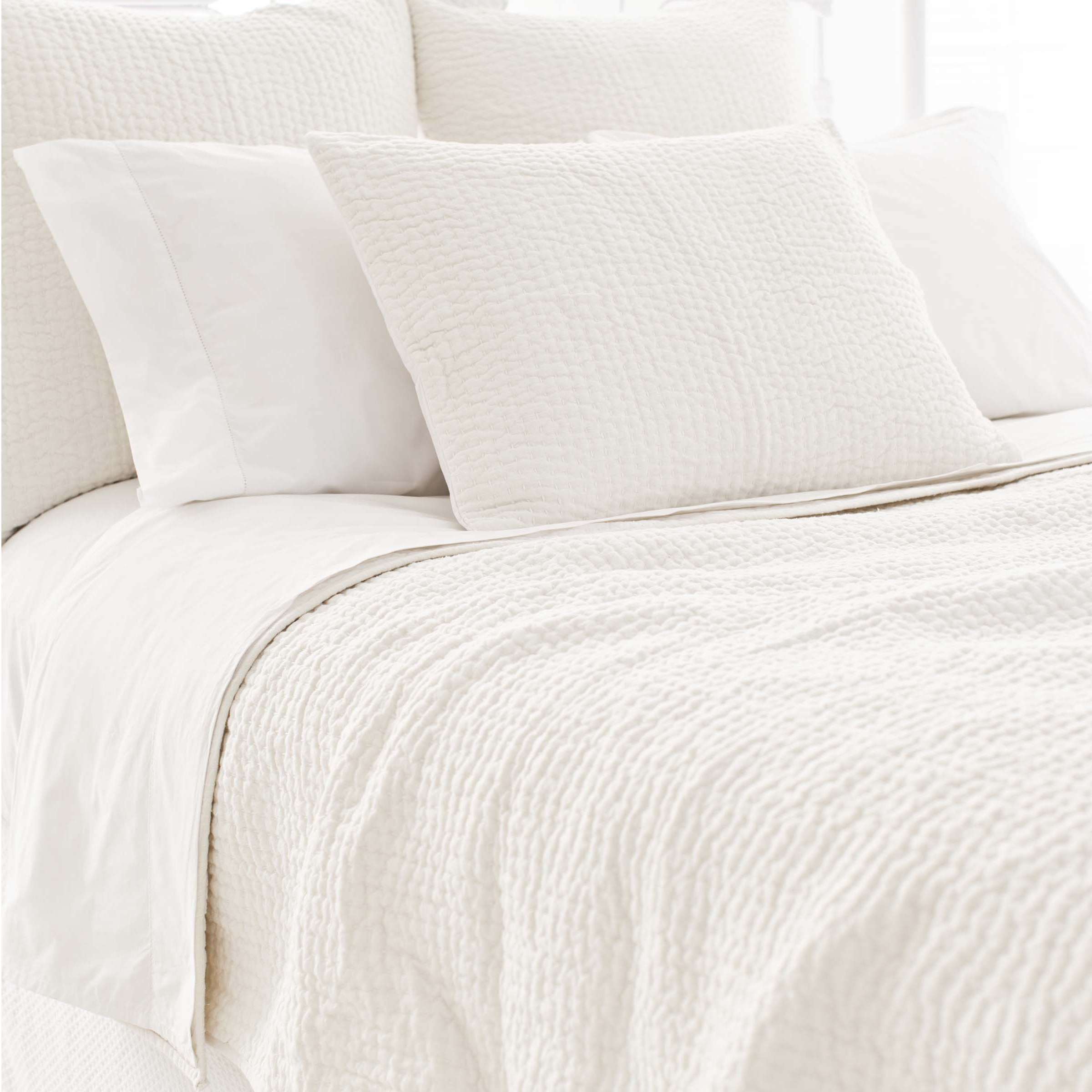 Pine Cone Hill Seychelles Dove White Quilt