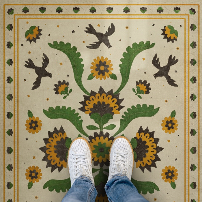 Williamsburg Applique Wild Bees Song Vinyl Floor Cloth