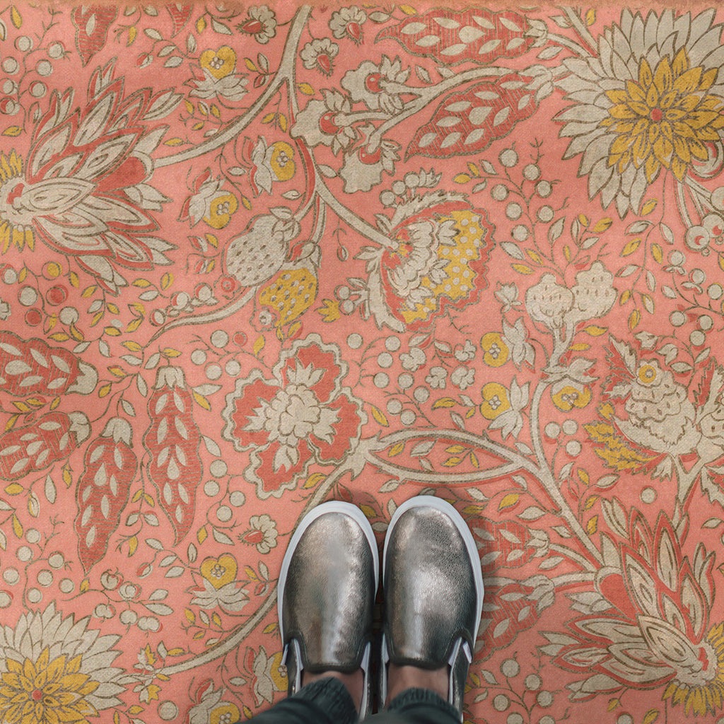 Williamsburg Garden Gate Love And Folly Vinyl Floor Cloth