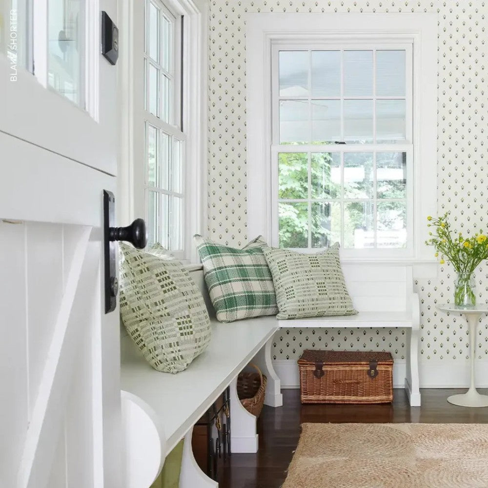 Schumacher Wallpaper Pattern Guide: Iconic Prints, Best Rooms, and What to Expect on Price