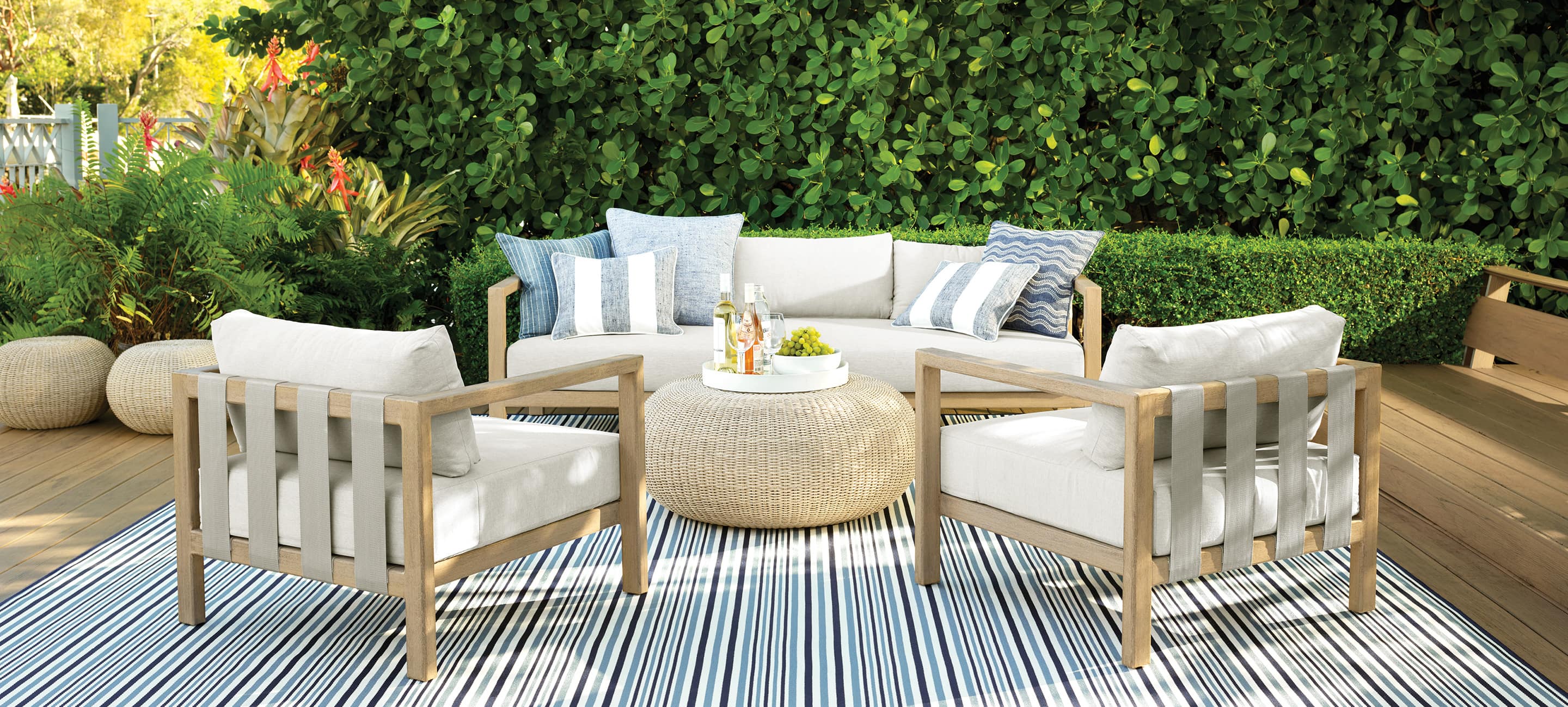 farmhouse outdoor chairs