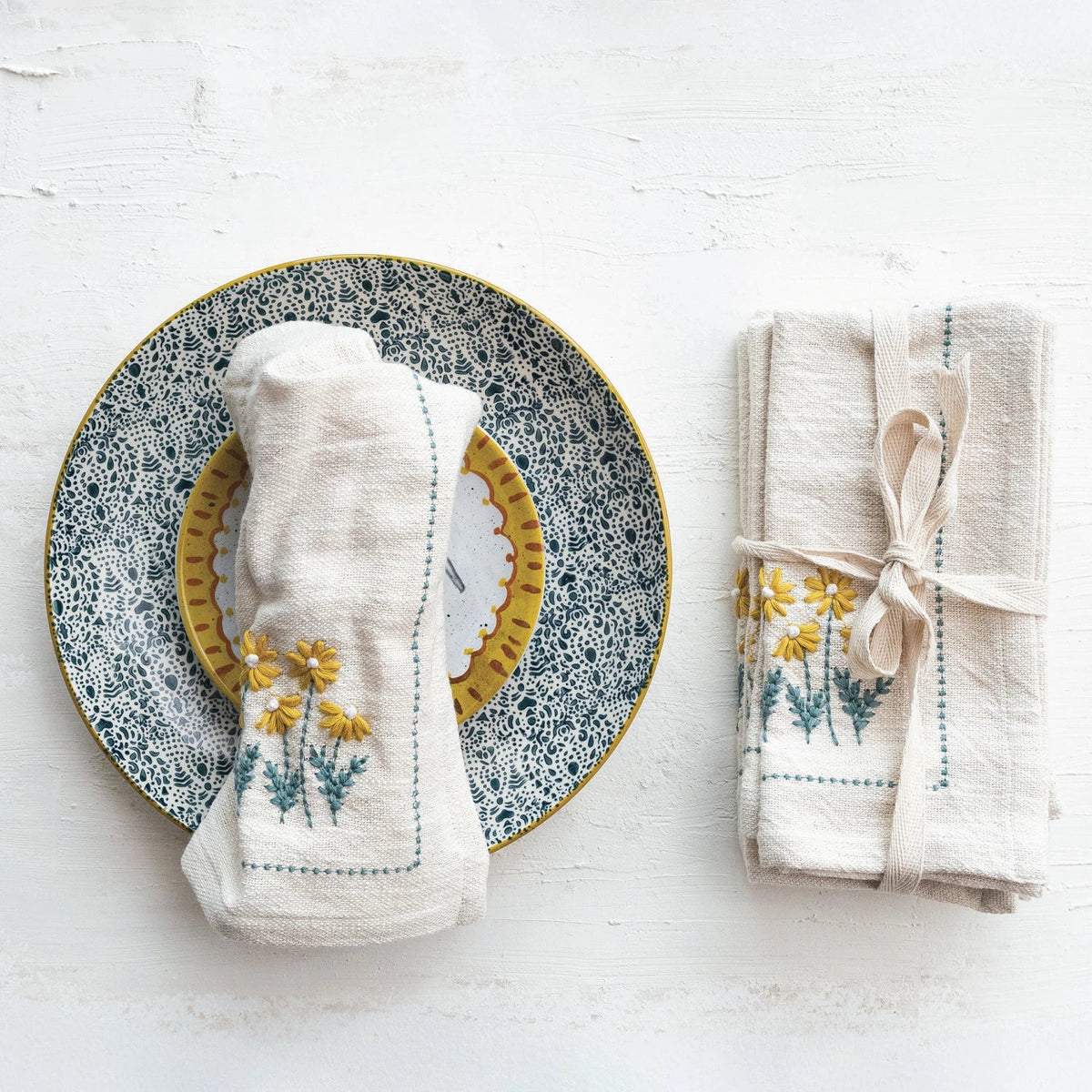 Farmhouse Style Kitchen Linens | A Cottage in the City